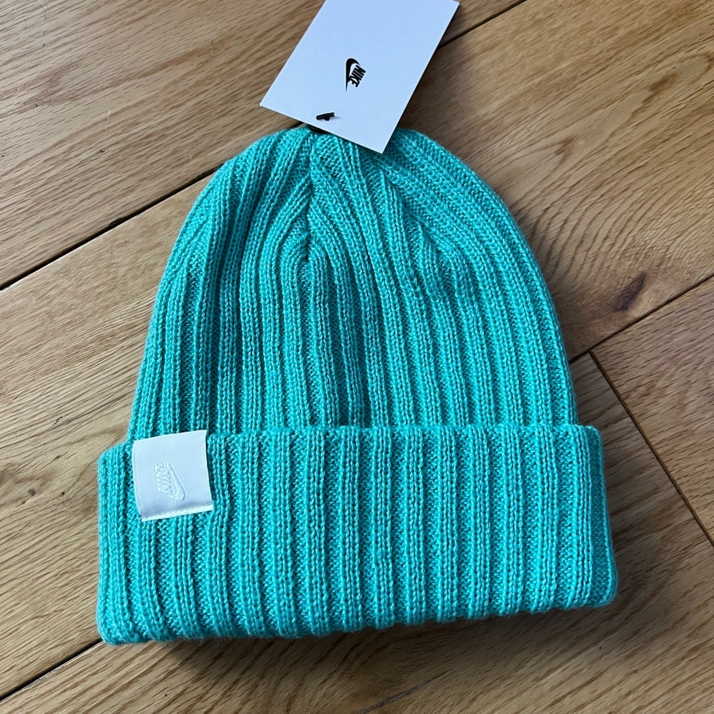 NIKE NRG Essential Knit Wool Unisex Beanie Turquoise NWT - Picture 1 of 5
